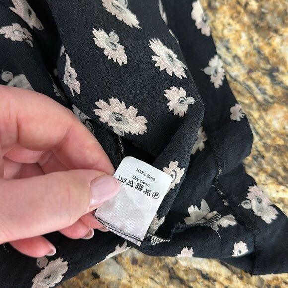Madewell Silk Button-Back Blouse Top In Seattle Floral Size S - Picture 7 of 9